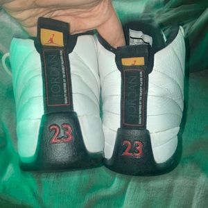 jordan 12 retro taxi 2013 only released 2 once by itself and once in a shoe pack